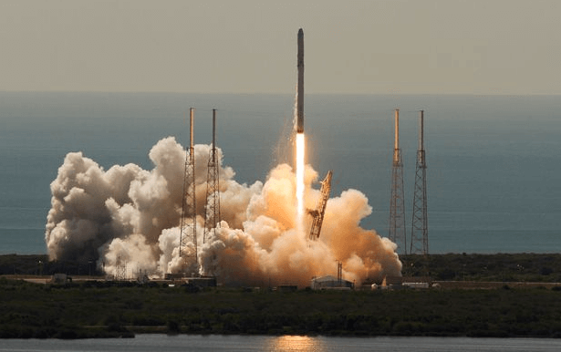 Pari gagné pour SpaceX. Egalement pour le luxembourgeois SES