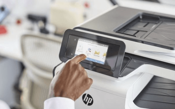 La GDPR sans oublier les systèmes d'impression ! HP avance une série d'outils et de technologies d'avant-garde pour sécuriser les périphériques et le réseau.