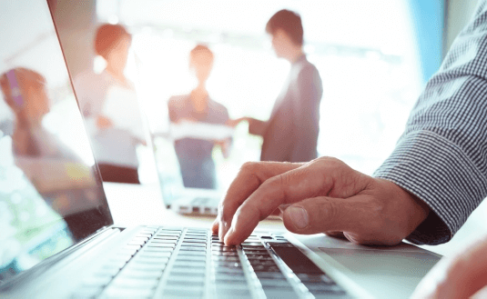 L'entreprise digitale au cours d'un parcours immersif et exemplatif