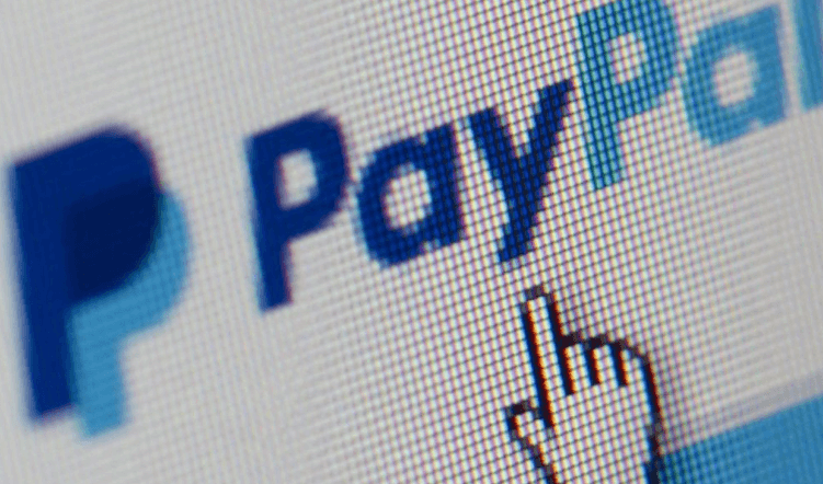 Les consommateurs sont prêts à essayer un service financier d'une entreprise établie du digital plutôt que chez une Fintech PayP et Amazon en profitent.