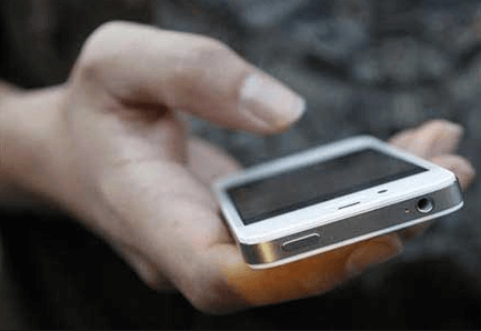 Si, hier, le smartphone était le complément de l'ordinateur, le paradigme s'est sinon inversé, au moins équilibré : le smartphone est désormais au moins aussi important que l'ordinateur. Microsoft concrétise l'approche avec Your Phone.