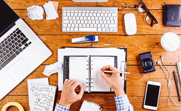 LA TRANSFORMATION DIGITALE FUT INTRODUITE PAR LES UTILISATEURS DIGITAUX EUX-MEMES. ILS ONT TRANSPOSE LA QUALITE DE LEURS EXPERIENCES VECUES EN B2C A LEUR ENVIRONNEMENT B2B. EXPLICATIONS D’ECONOCOM.